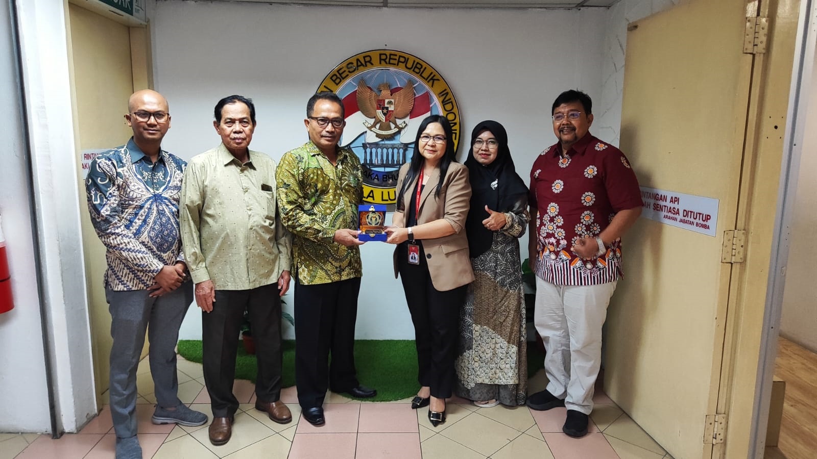 Mou UBHI SIKL 1.jpg